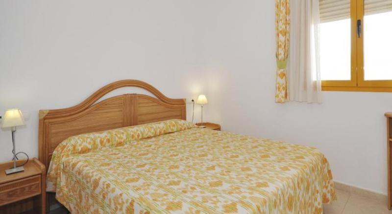 Apartamentos Ambar Beach Unitursa Calpe Room photo
